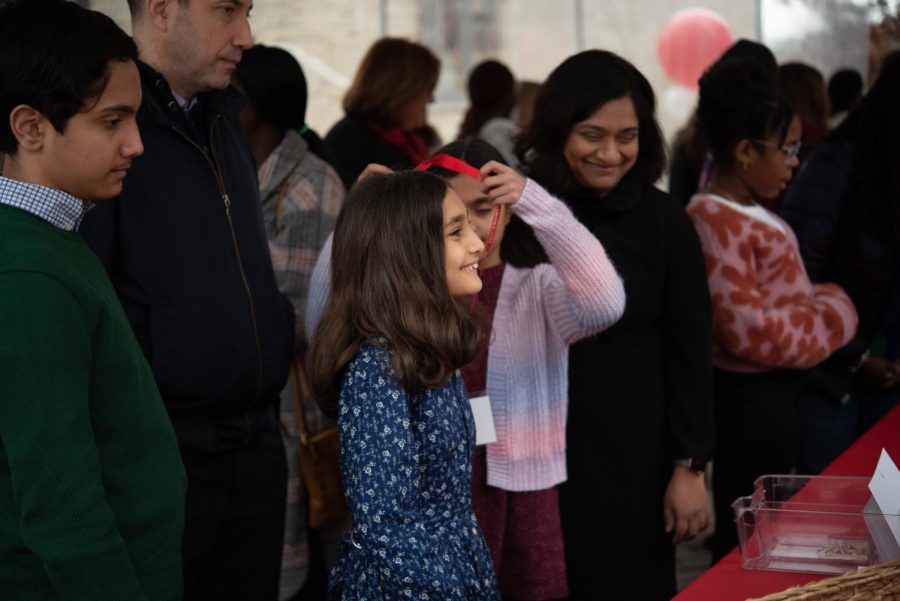 Newly admitted Friends students and families arrive for Festival of Friends.