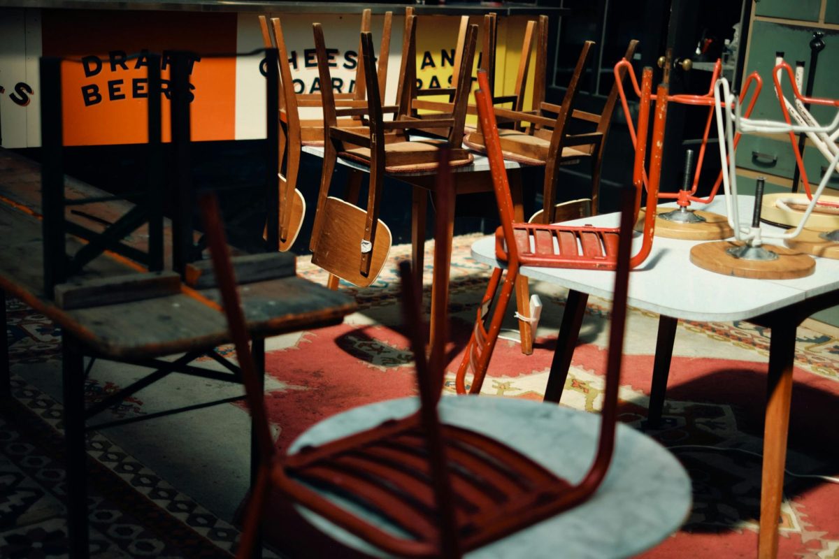 Your Restaurant's in Distress ... and the Clock is Ticking